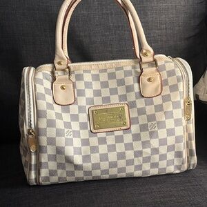 Checkered Beige and Cream Handbag